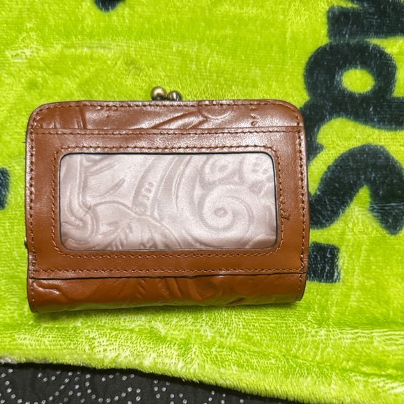 Patricia Nash Tan Leather RFID Wallet - Picture 4 of 4